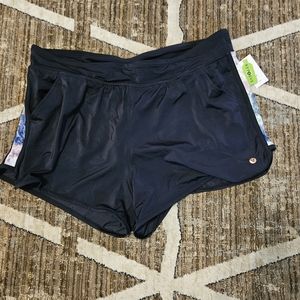 Livi brand active shorts
